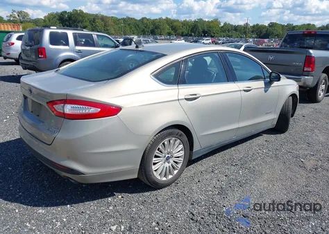 2015 Ford Fusion Hybrid Se from USA, damaged, VIN 3FA6P0LU5FR167585